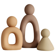 Load image into Gallery viewer, 👨👩👧 Abstract Family Figurine Set (3 pcs)
